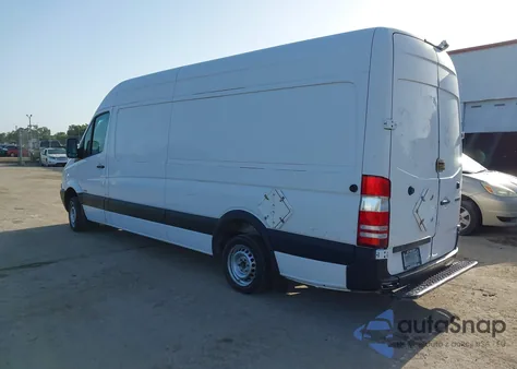 2012 Mercedes-Benz Sprinter 2500 High Roof из США, поврежденный, VIN WD3PE8CB6C5687434